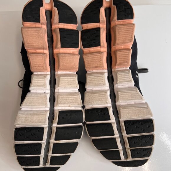 On Running Shoe Women 8.5 Cloudflow Low Top Lace Up Gym Sneaker Swiss Helion Go - Picture 11 of 12